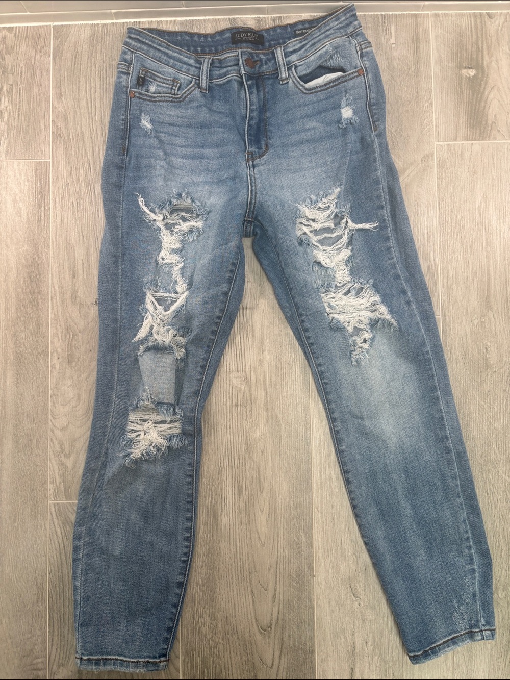 Judy Blue Distressed Boyfriend Jeans 5 27 88217